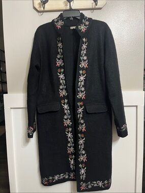 KENAR 100% Wool beautifully embroidered long coat / jacket Size Med